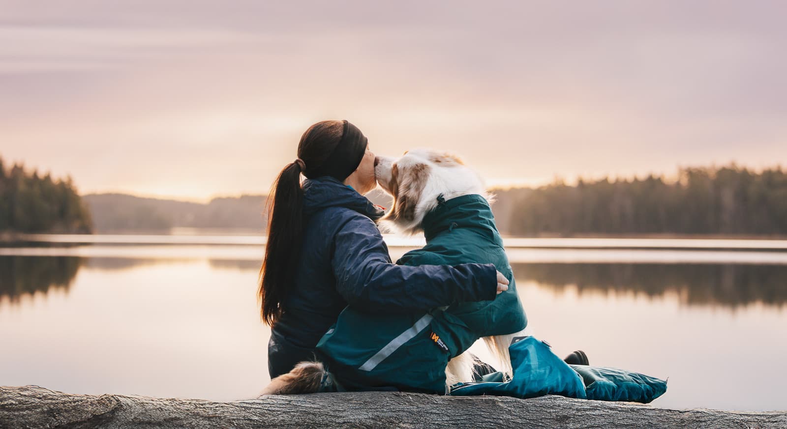 Fjord lined raincoat lifestyle 1