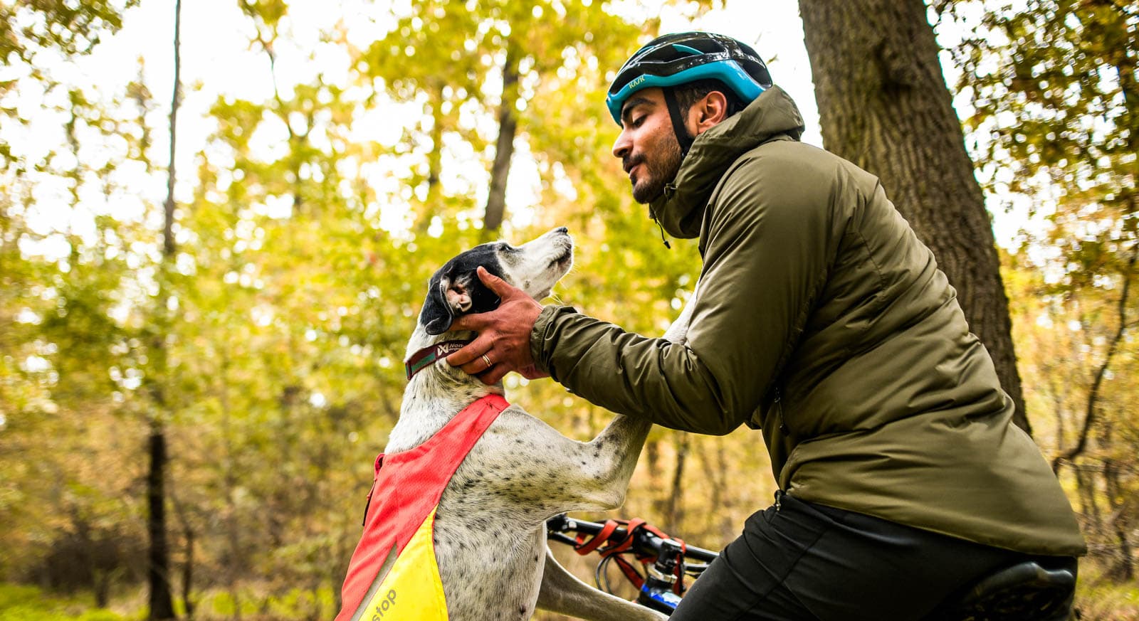 Trail isolator jacket 2.0 men's lifestyle 1